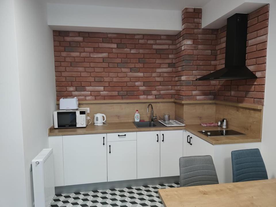 Androméda Apartman Sarvar Exterior foto